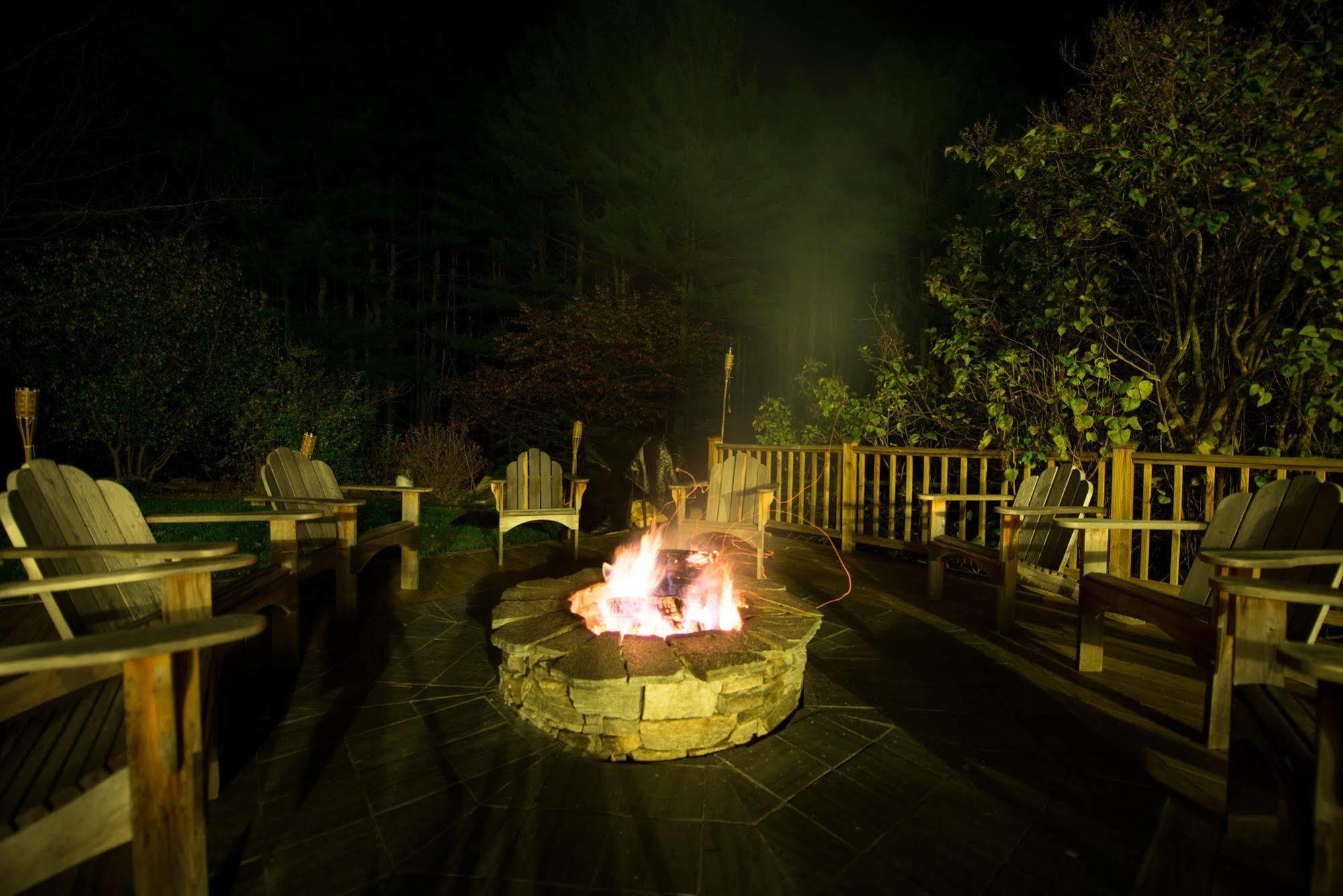The Inn At Weathersfield Perkinsville Buitenkant foto